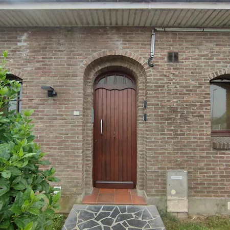 Apartment 5 People